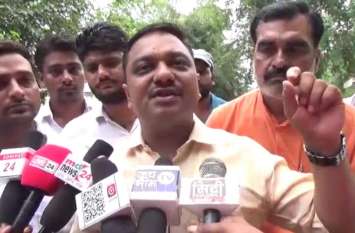 businessman death after attemted suicide in front of police station Breaking: थाने के सामने खुद को आग लगाने वाले व्यापारी की मौत, घर में मचा कोहराम, व्यापारियों में गुस्सा, देखें वीडियो