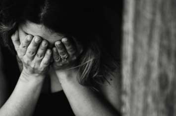 Rape with minor: Rape with 14 year old minor in Ashoknagar मां को शराब पिलाकर सुला देता था पिता फिर 3 साल तक मासूम बेटी से करता रहा रेप, मां बोली- किसी से बताना नहीं