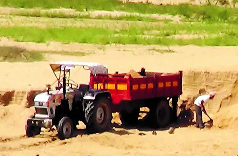 sdf प्रतिबंध के बाद भी नदियों से रेत का उत्खनन