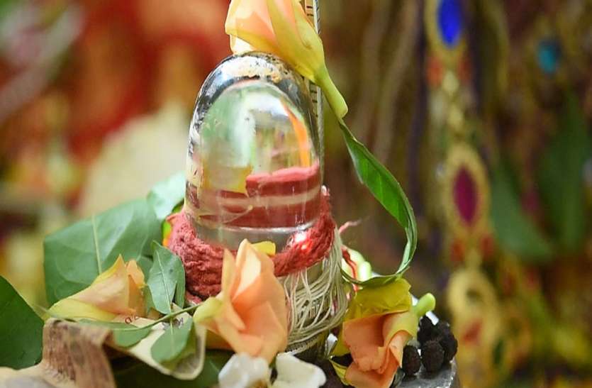 sawan somwar Sawan somwar: सावन सोमवार पर इन तीन आसान तरीकों से करें शिव जी की पूजा, मिलेगा वरदान