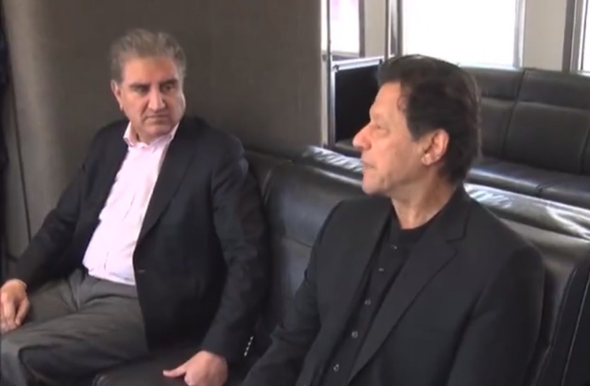 Pak PM Imran Khan अमरीका पहुंचे पाक पीएम इमरान खान, पाक आर्मी चीफ और ISI निदेशक भी साथ