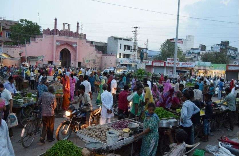 Town Vending Committee in beawar BEAWAR : 10 साल बाद भी नहीं मिला ठेलों को ठिकाना