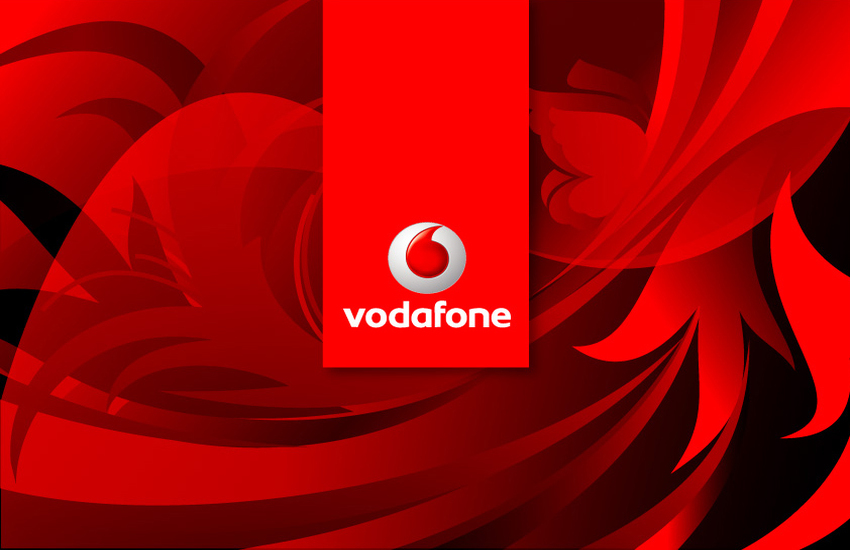 vodafone dog wallpaper,dog,pug,mammal,vertebrate,canidae (#380667) -  WallpaperUse