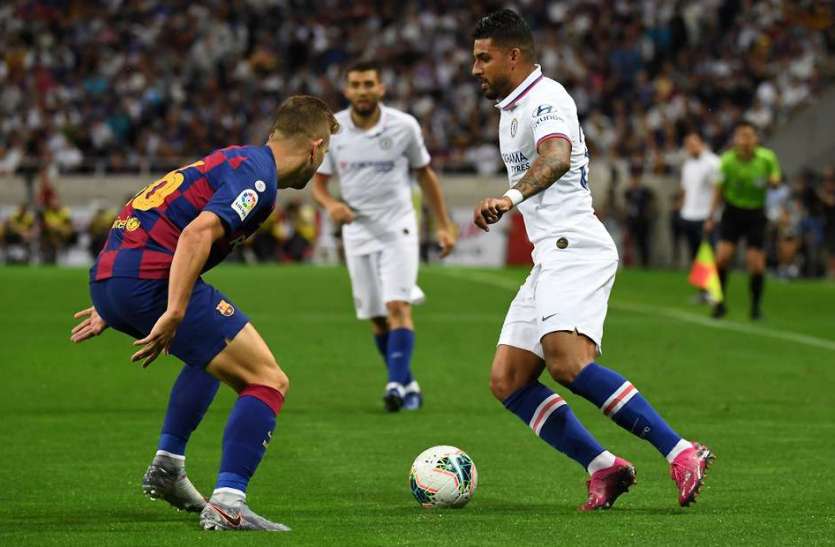 Football फुटबॉलः चेल्सी ने एफसी बार्सिलोना को 2-1 से हराया