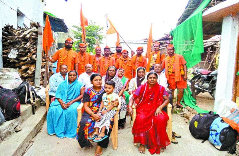 nagdwari dharshan नागद्वार दर्शन के लिए पदयात्री रवाना