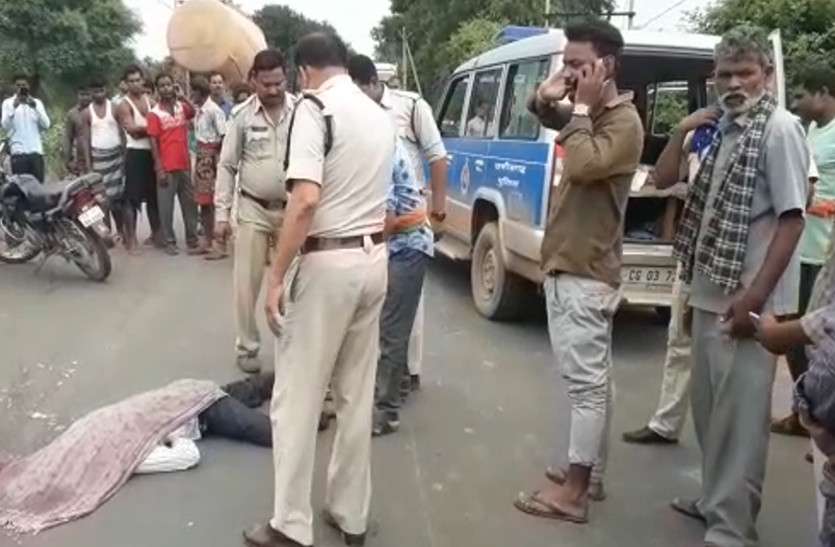 तेज रफ्तार कैप्सूल चालक ने बाइक सवार को मारी ठोकर, मौत तेज रफ्तार कैप्सूल चालक ने बाइक सवार को मारी ठोकर, मौत