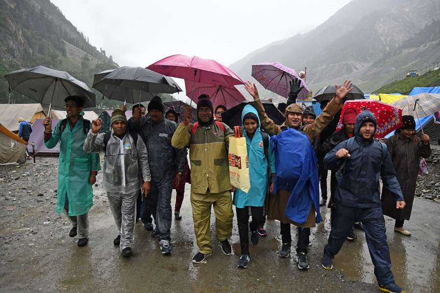 Amarnath Yatra interrupted due to bad weather