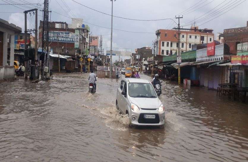 gangapurcity news झमाझम के बाद सावन की झड़ी