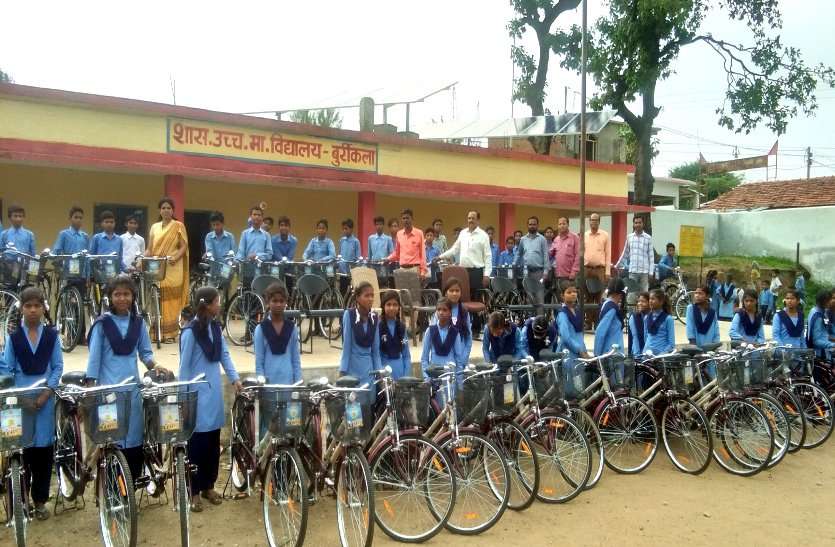 sd अब समय पर स्कूल पहुंच सकेंगी छात्राएं
