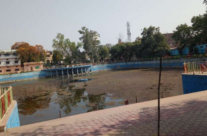If the good rain is coming अच्छी बारिश हुई तो लौटेगी तालाब की रंगत