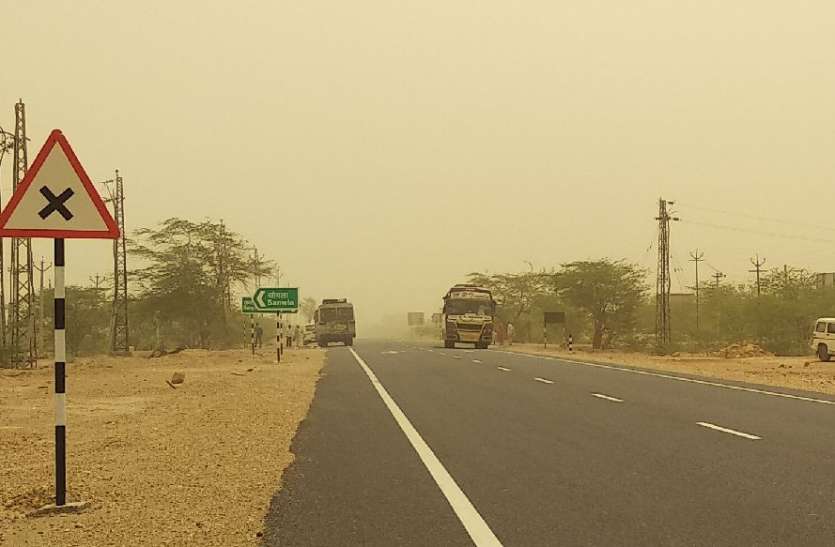 jaisalmer news बस स्टैण्ड नहीं होने से हो रही परेशानी