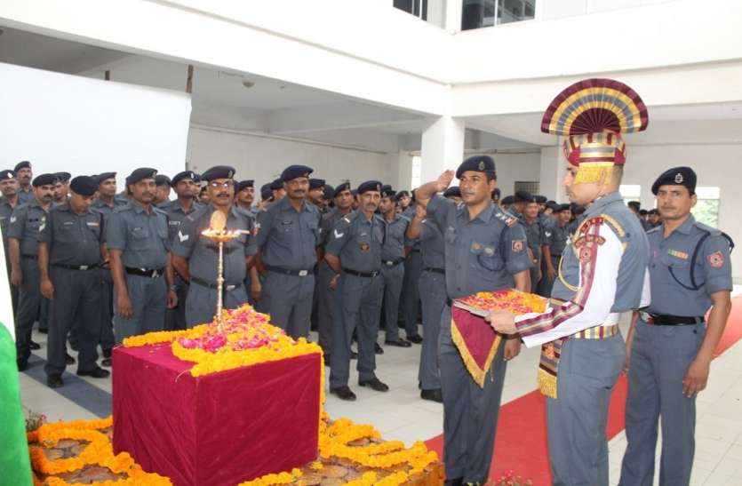 NDRF NDRF ने कारगिल विजय दिवस पर शहीदों को दी श्रद्धांजलि