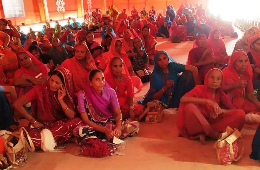 barmer pravachan अनुभवी होता है सरल और सहज: उपाध्याय मनोज्ञसागर