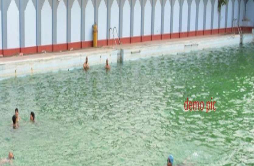 People battling for drinking water, wastage of water in swimming pools पेयजल के लिए जूझ रहे लोग, तरणताल और वाटर पार्कों में पानी की बर्बादी