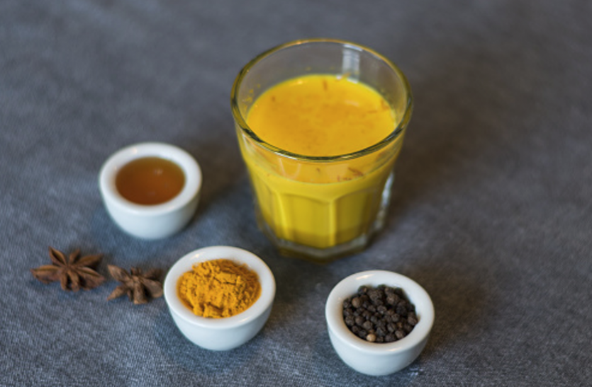 turmeric milk अच्छी नींद के लिए पिएं हल्दी वाला दूध