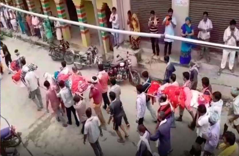 road accident 5 killed in dungarpur