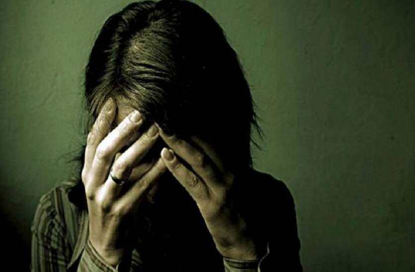 girl gangrape दिल्ली में युवती के साथ दोस्तों ने ही किया गैंगरेप, एक आरोपी गिरफ्तार