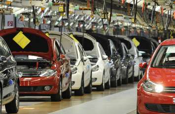 Auto sector faces biggest slumps in 20 years कार, टू-व्हीलर्स की बिक्री में 20 साल की सबसे बड़ी गिरावट