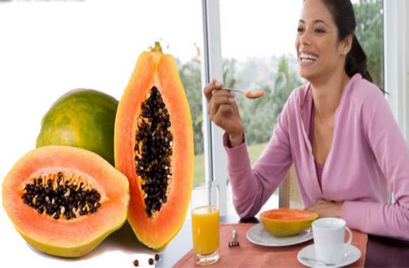 papaya benefits बुढ़ापे के असर से रहना है कोसों दूर तो रोजाना खाएं पपीता, होंगे ये 10 फायदे