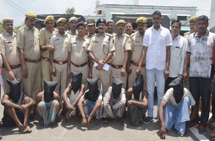 Crime News: marriage of gang members after the killing of six people छह इंसानों की हत्या के बाद ही होती है गिरोह के सदस्यों की शादी