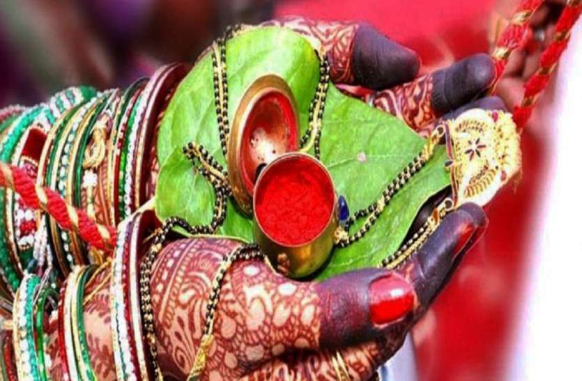 Hariyali teej,Hariyali Teej Vart,Hariyali Teej 2019 hariyali teej 2019 : हरियाली तीज में ऐसे करें श्रृंगार, ऐसे करें पति की लंबी उम्र की कामना