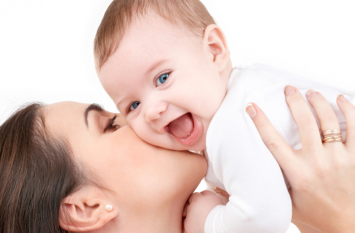 do Breastfeeding for 6 months स्तनपान सदा सर्वोत्तम, शिशु को 6 माह तक कराएं स्तनपान