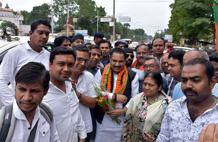 durg patrika भूपेश सरकार को भाजपा के प्रदेश अध्यक्ष की चुनौती, बोले लोकसभा के बाद अब नगरीय निकाय में भी देंगे मात