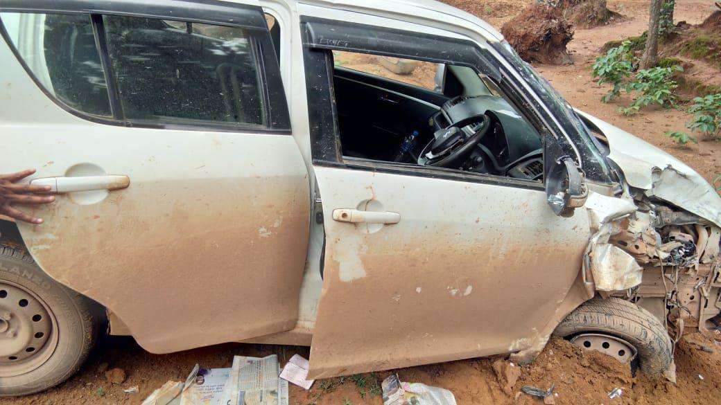 man dead on the spot after two maruti cars collision