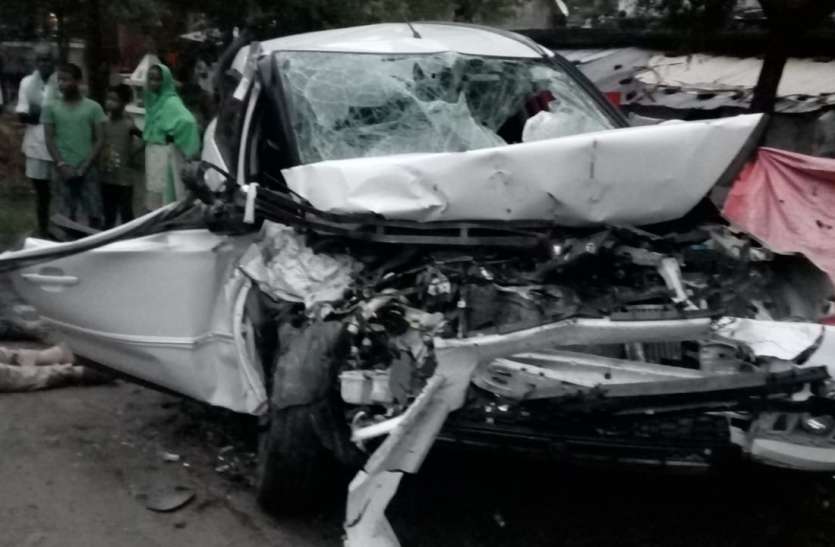 road accident सिद्धार्थनगर के दो इंस्पेक्टर की सड़क हादसे में मौत, कई गंभीर