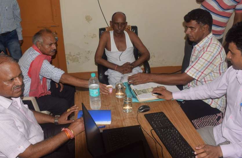 the-amount-of-bribe-returned-when-no-work-was-done-the-bribe-khard-sd, dholpur acb action काम नहीं होने पर घूस की राशि वापस लौटाई, मौके पर ही धरा गया रिश्वत खोर एसडीएम