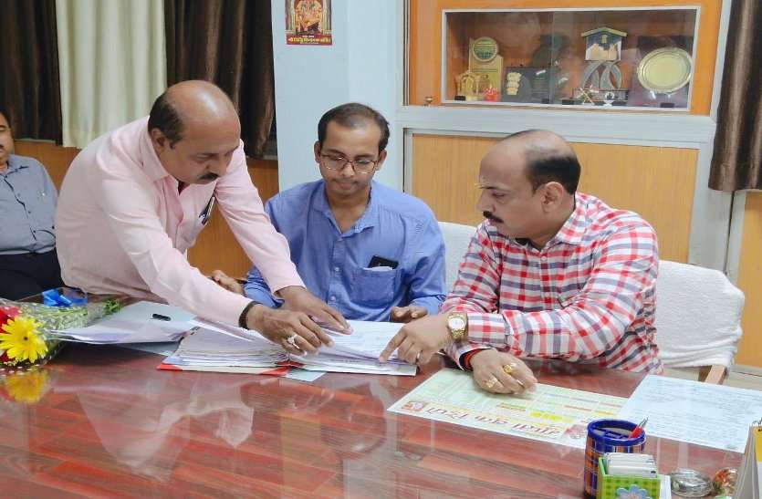 durg patrika चार्ज लेते ही कमिश्नर ने दिखाए तेवर, बोले बख्शे नहीं जाएंगे घपलेबाज, अतिक्रमणकारी जाएंगे जेल