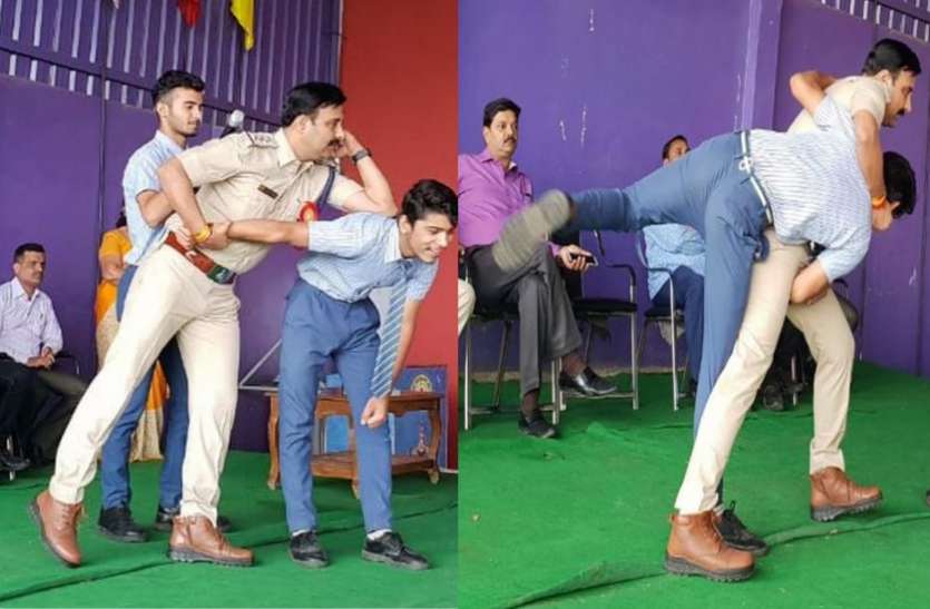 indore पीछे से पकड़ ले बदमाश तो उसे उछलकर धक्का मारे और नीचे गिरा दें, इस तरह खुद को सुरक्षित रखें लड़कियां