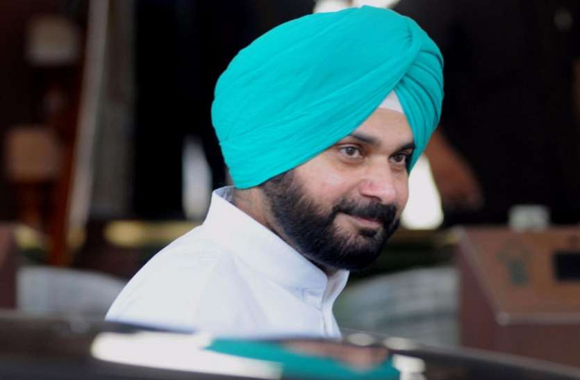 Sidhu पंजाब कैबिनेट से इस्तीफे के बाद सिद्धू को झटका, विधानसभा में मिली दूसरी पंक्ति की सीट