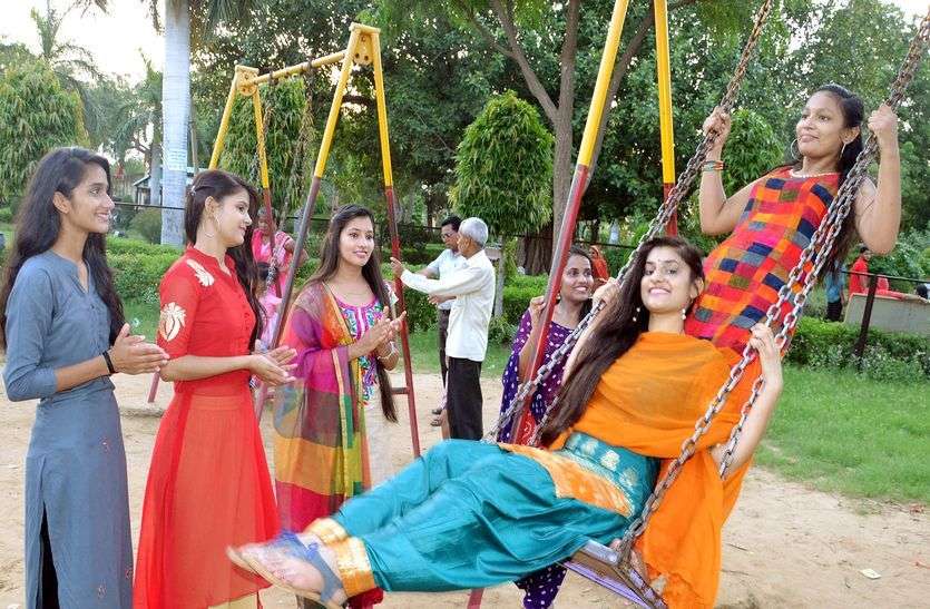 Hariyali Teej 2019 : हरियाली तीज जो श्रावण मास की शुक्ल पक्ष की तृतीया को मनाया जाता है। सीकर की तीज भी एतिहासिक है। करीब 331 वर्ष से ज्यादा से यहां तीज की सवारी निकाली जा रही है।