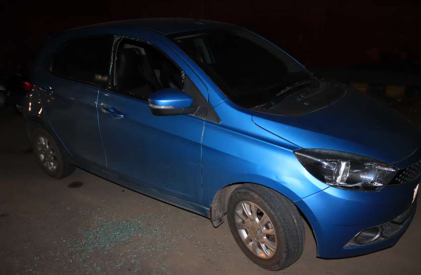 cash loot from car Loot in ajmer: बाइकर्स का नहीं कोई सुराग, पुलिस तलाश रही सीसीटीवी