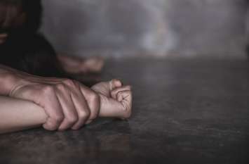 women gangraped Un hanumangadh Rajasthan राजस्थान में महिला को 10 दिन बंधक बनाकर सामूहिक बलात्कार