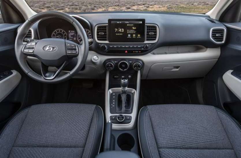 maruti vitara brezza Maruti Vitara Brezza को पछाड़ Hyundai Venue बनी लोगों की फेवरेट, जानें कितनी हुई बिक्री