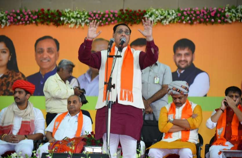 Vijay Rupani, CM, 3 years प्रधानमंत्री मोदी के मन की बात की तर्ज पर रूपाणी के मन नी मोकळाश कार्यक्रम आज से