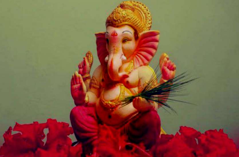 Worship Shiva son Ganesh in Savan on Wednesday like this, you will get special results