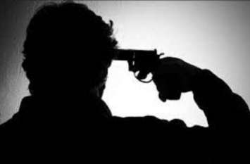 Youth Shot Himself During Interrogation At Police Station थाने में पूछताछ के दौरान युवक ने खुद को मारी गोली
