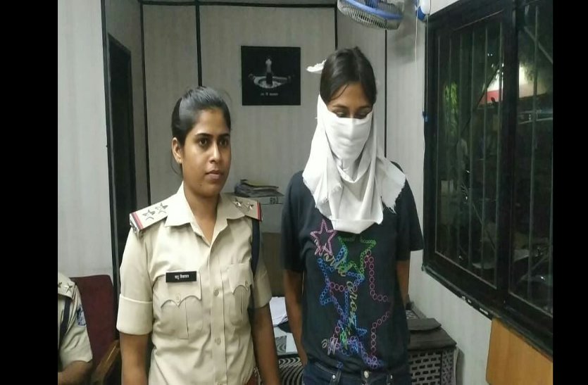 Ujjain Court,bike theif,Ujjain Police,sp sachin atulkar,ujjain hindi nwes, उज्जैन की युवती कल वाहन चोरी में पकड़ाई, यूं मिल गई जमानत