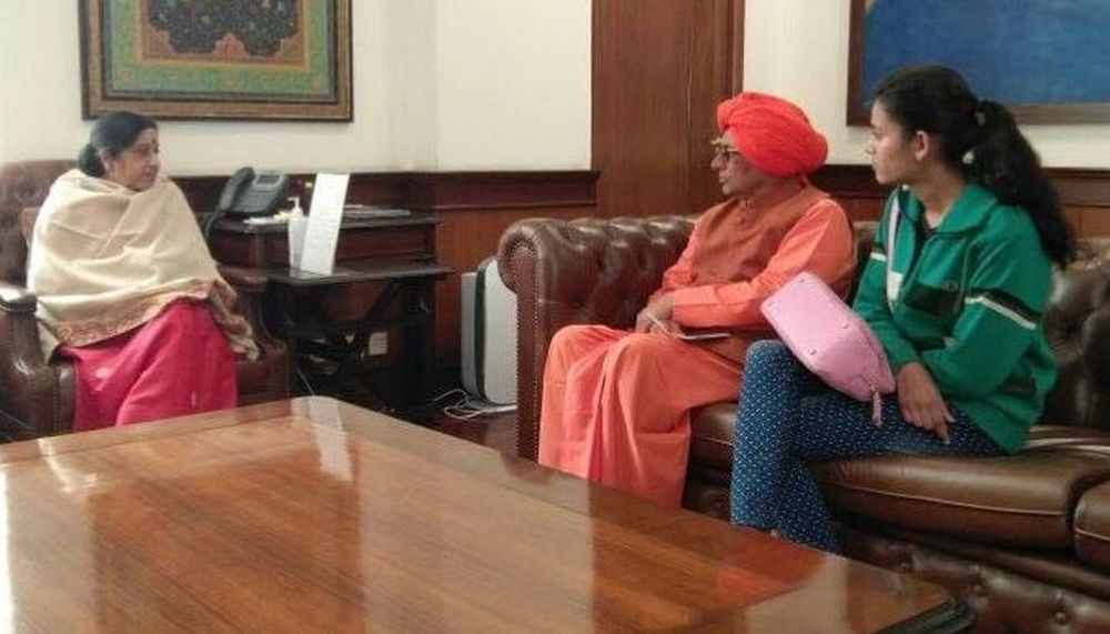Sushma feathers dreams of Sikar's daughter Bhanupriya सुषमा ने लगाए सीकर की बेटी भानुप्रिया के सपनों को पंख