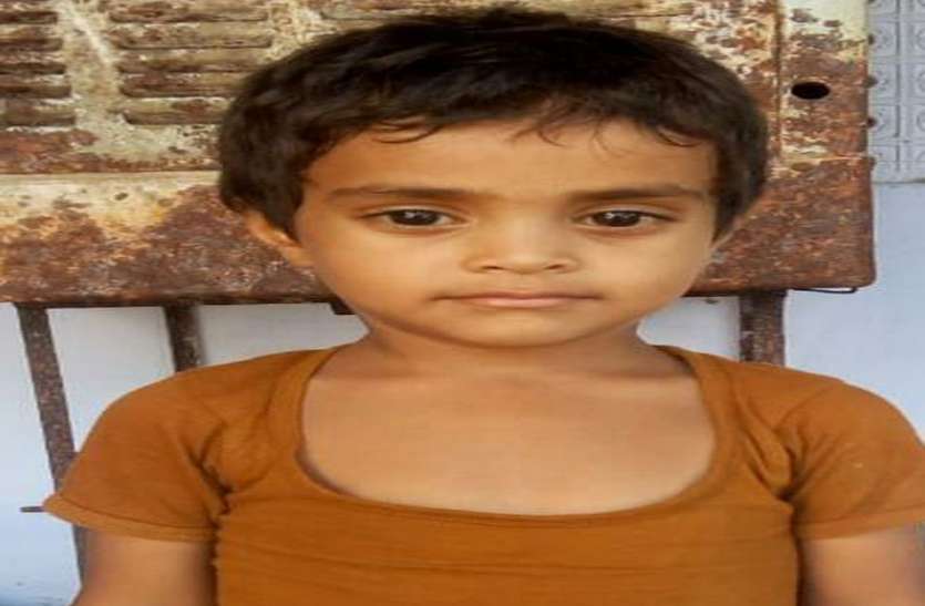 दौसा में चार वर्षीय बालक के अपहरण का प्रयास, जाग होने पर बालक को छोड़ भागा आरोपी दौसा में चार वर्षीय बालक के अपहरण का प्रयास, जाग होने पर बालक को छोड़ भागा आरोपी