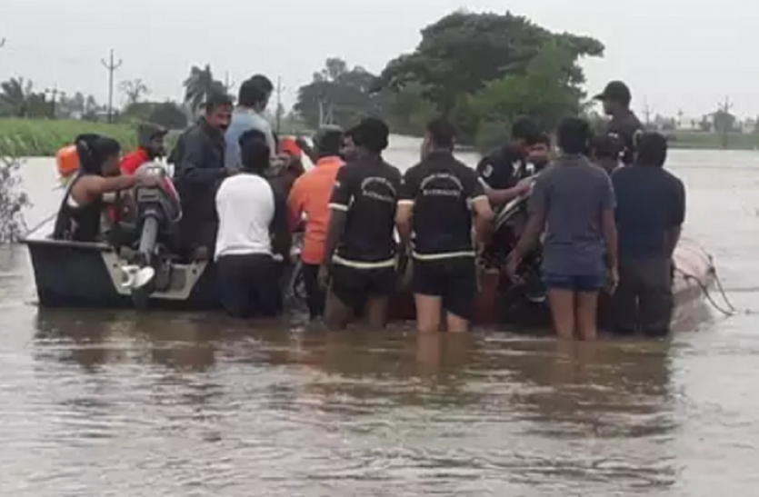 rain महाराष्ट्र के सांगली में बड़ा हादसा, नाव पलटने से 9 की मौत