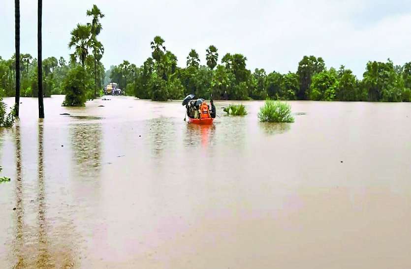 Heavy Rain बस्तर में बारिश ने तोड़ा अपना 10 साल का रिकॉर्ड, लेकिन अभी खतरा टला नहीं, मौसम विभाग ने दी है ये चेतावनी
