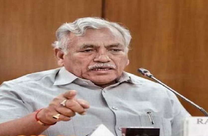 assembly speaker दिल्ली: बागी AAP विधायक अनिल बाजपेयी और देवेंद्र सहरावत अयोग्य करार