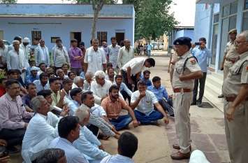 Line in charge of the entire police post suspended लापरवाही पर गिरी गाज: प्रभारी निलंबित पूरी पुलिस चौकी को किया लाइन हाजिर