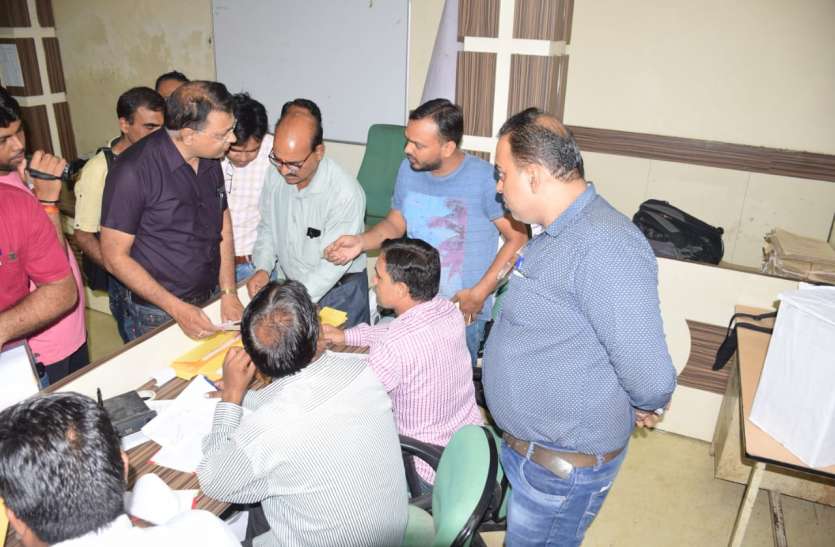 hoshangabad municipality objected to the case of traders इस नगर पालिका ने व्यापारियों के केस पर ली आपत्ति, जानें क्यों