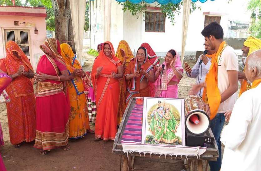 makrana जूसरी में चार दिवसीय झूला महोत्सव का शुभारंभ