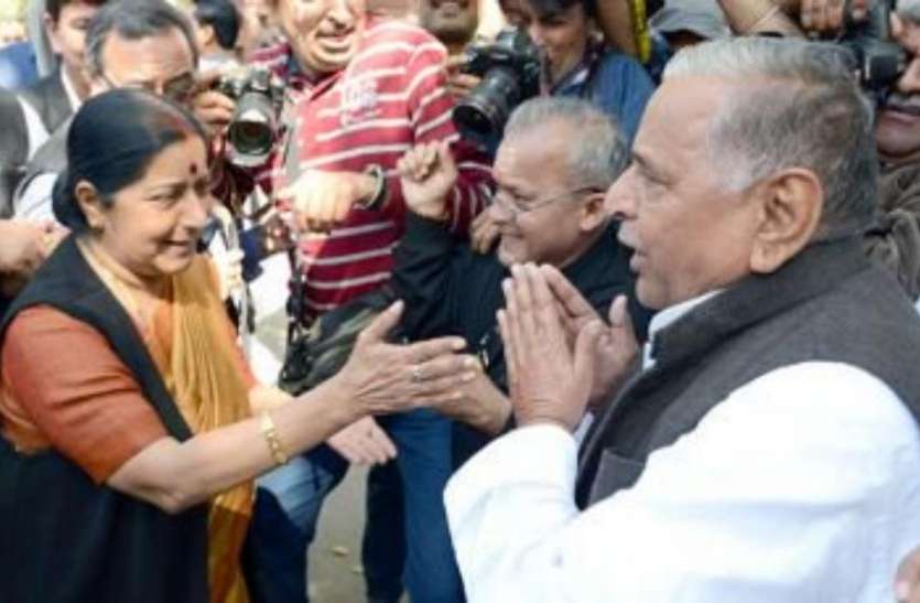 sushma swaraj यूपी के पूर्व सीएम Mulayam Singh की वजह से Sushma Swaraj को रहना पड़ा था 'आसमान' में